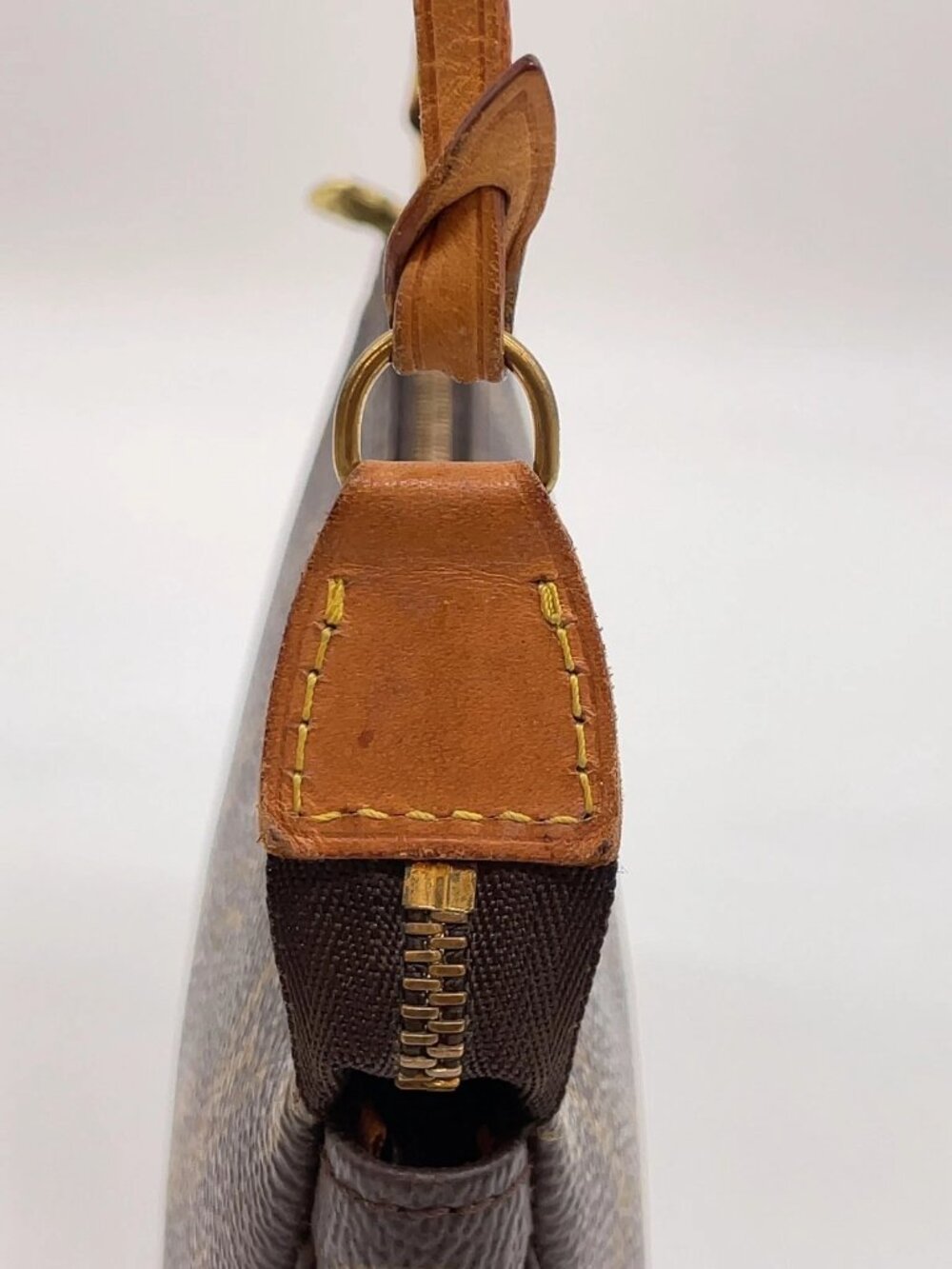 Authentic Louis Vuitton Pochette Accessoires Monogram Canvas Shoulder Bag - Picture 9 of 16